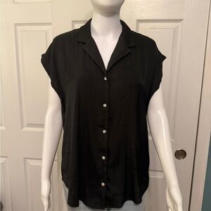 T Tahari Black Boxy Button Down Shirt with Notched Collar